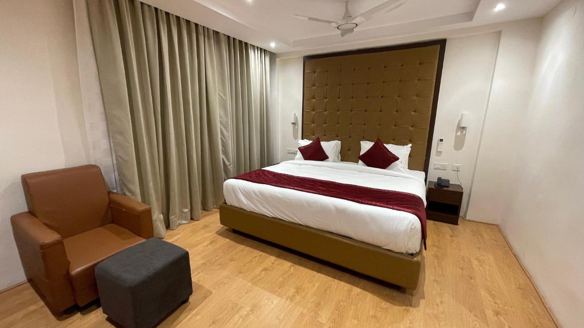 Hotel Silver Cle Hyderabad Ngoại thất bức ảnh